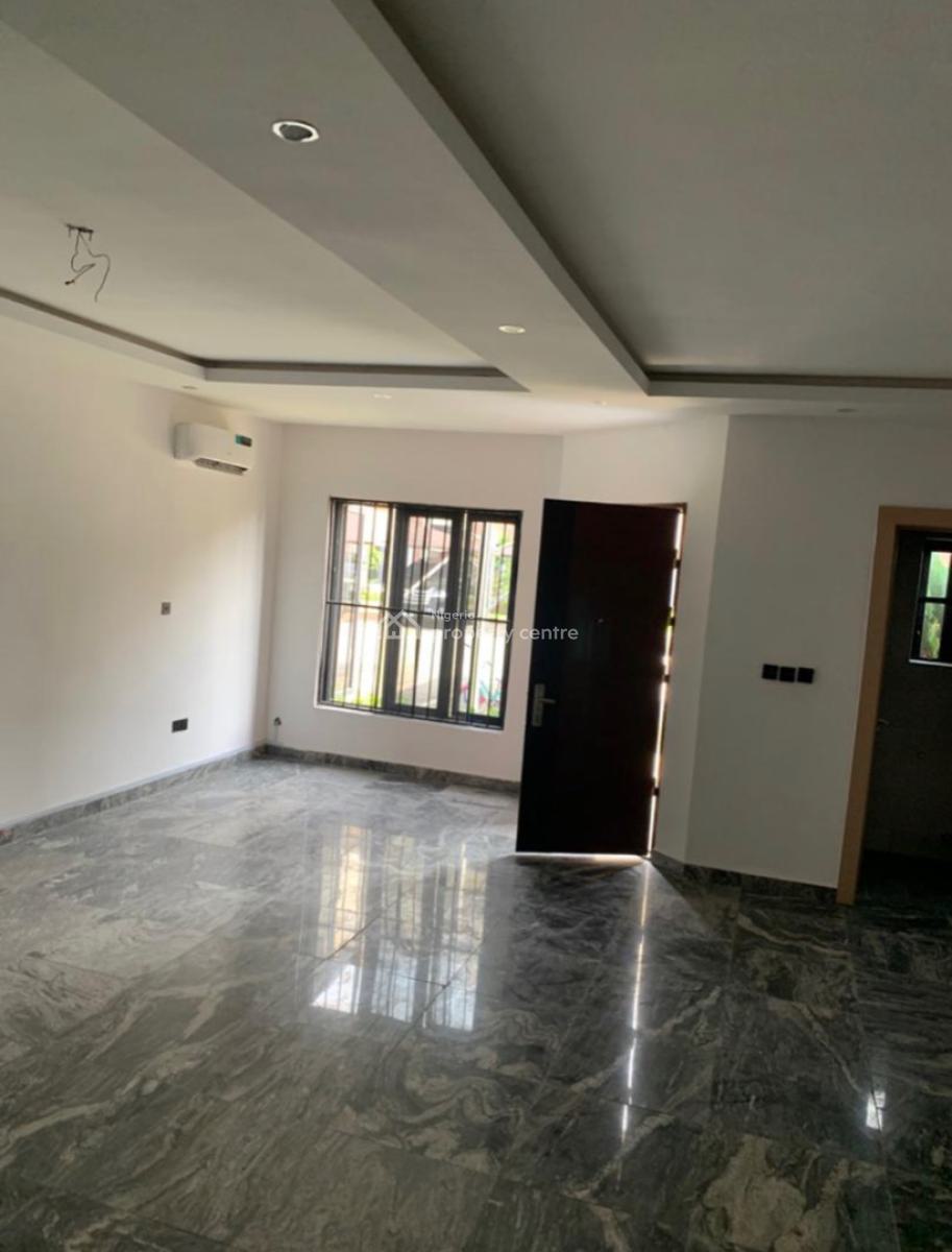 Spacious 4 Bedroom Terrace with a Room Bq, Macdonald Road, Ikoyi, Lagos, Flat / Apartment for Rent