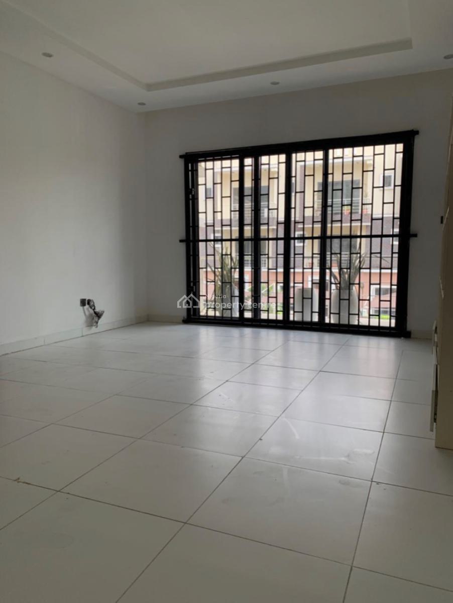 Spacious 4 Bedroom Terrace with a Room Bq, Macdonald Road, Ikoyi, Lagos, Flat / Apartment for Rent