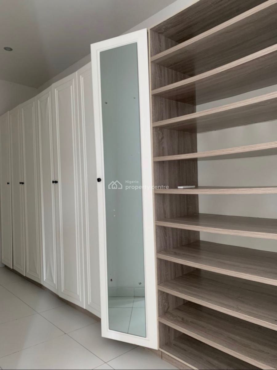 Spacious 4 Bedroom Terrace with a Room Bq, Macdonald Road, Ikoyi, Lagos, Flat / Apartment for Rent