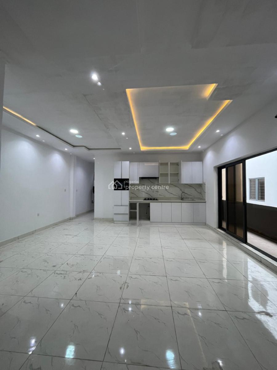 Luxury 2 Bedroom Serviced Apartment with a Gym and Elevator Available, Off Admiralty, Lekki Phase 1, Lekki, Lagos, Flat / Apartment for Sale