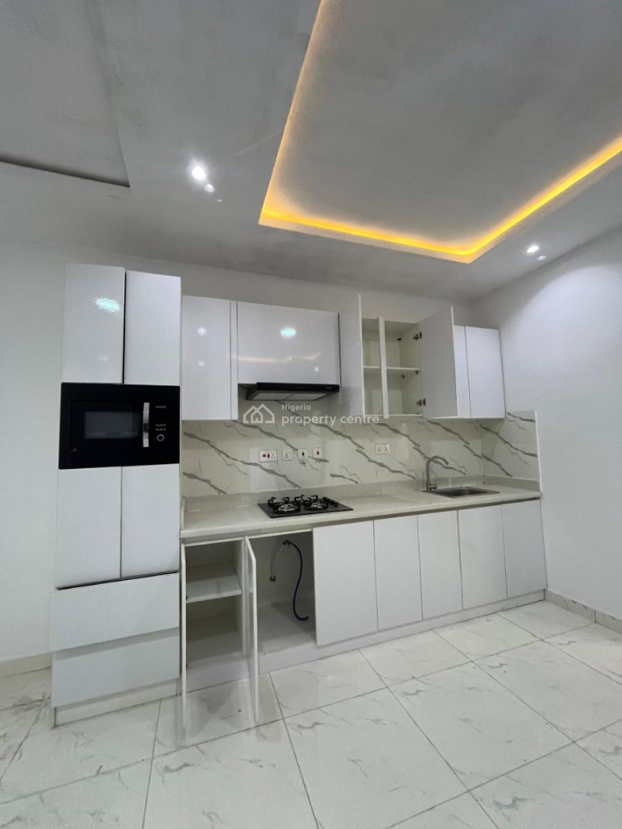 Luxury 2 Bedroom Serviced Apartment with a Gym and Elevator Available, Off Admiralty, Lekki Phase 1, Lekki, Lagos, Flat / Apartment for Sale