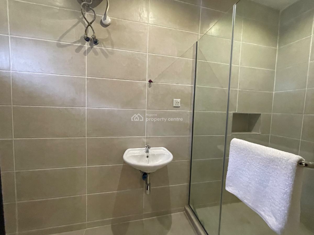 Fully Furnished 3 Bedroom Maisonette, Off Freedom Way, Lekki Phase 1, Lekki, Lagos, Flat / Apartment for Rent