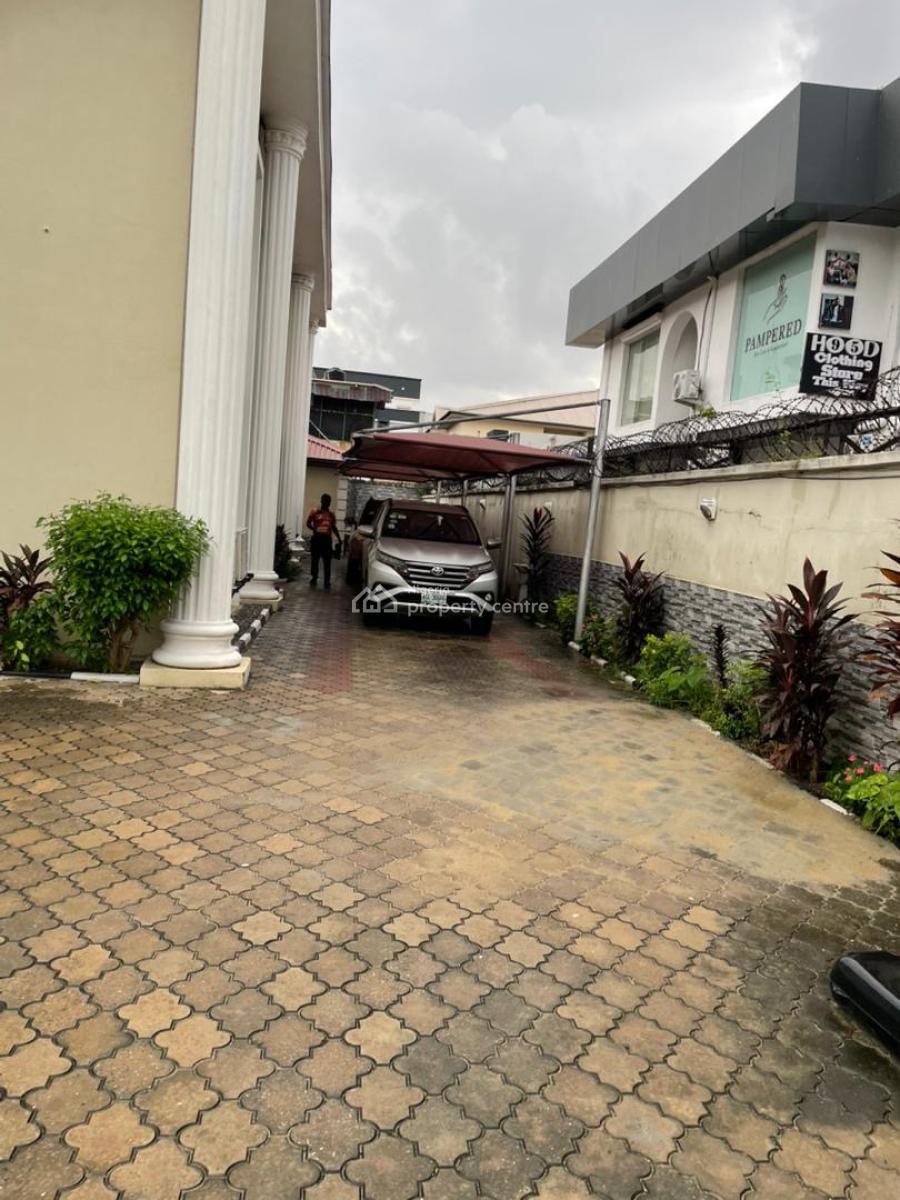6 Bedroom Detached, Lekki Phase 1, Lekki, Lagos, Plaza / Complex / Mall for Rent