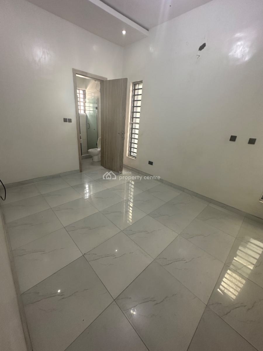 Newly Renovated 4 Bedroom Fully Detached House with a Room Bq, Chevron Alternative Route, Agungi, Lekki, Lagos, Detached Duplex for Rent