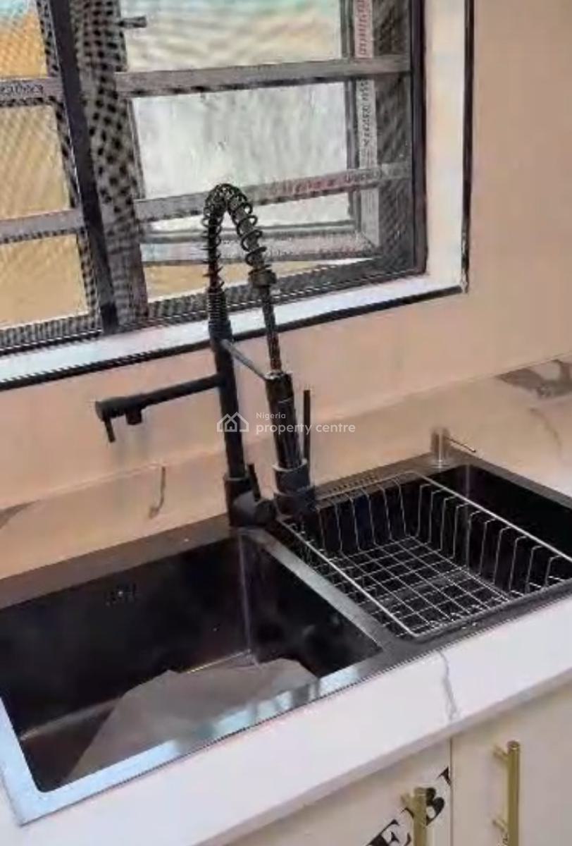 5 Bedroom Detached Duplex with Bq, Ojodu, Lagos, Semi-detached Duplex for Sale