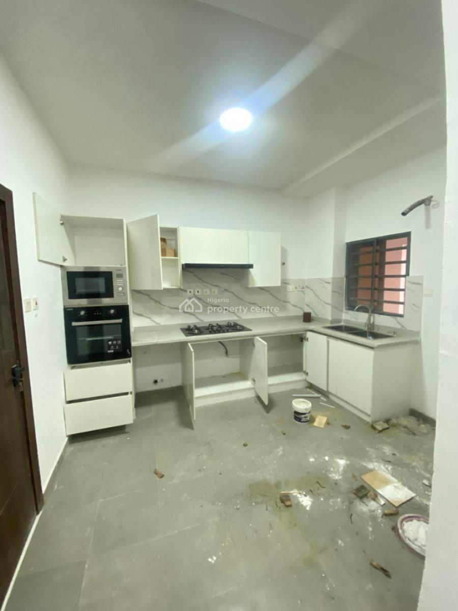 Exclusive 3 Bedroom Serviced Apartment with Elevator and Gym, Off Admiralty, Lekki Phase 1, Lekki, Lagos, Flat / Apartment for Rent