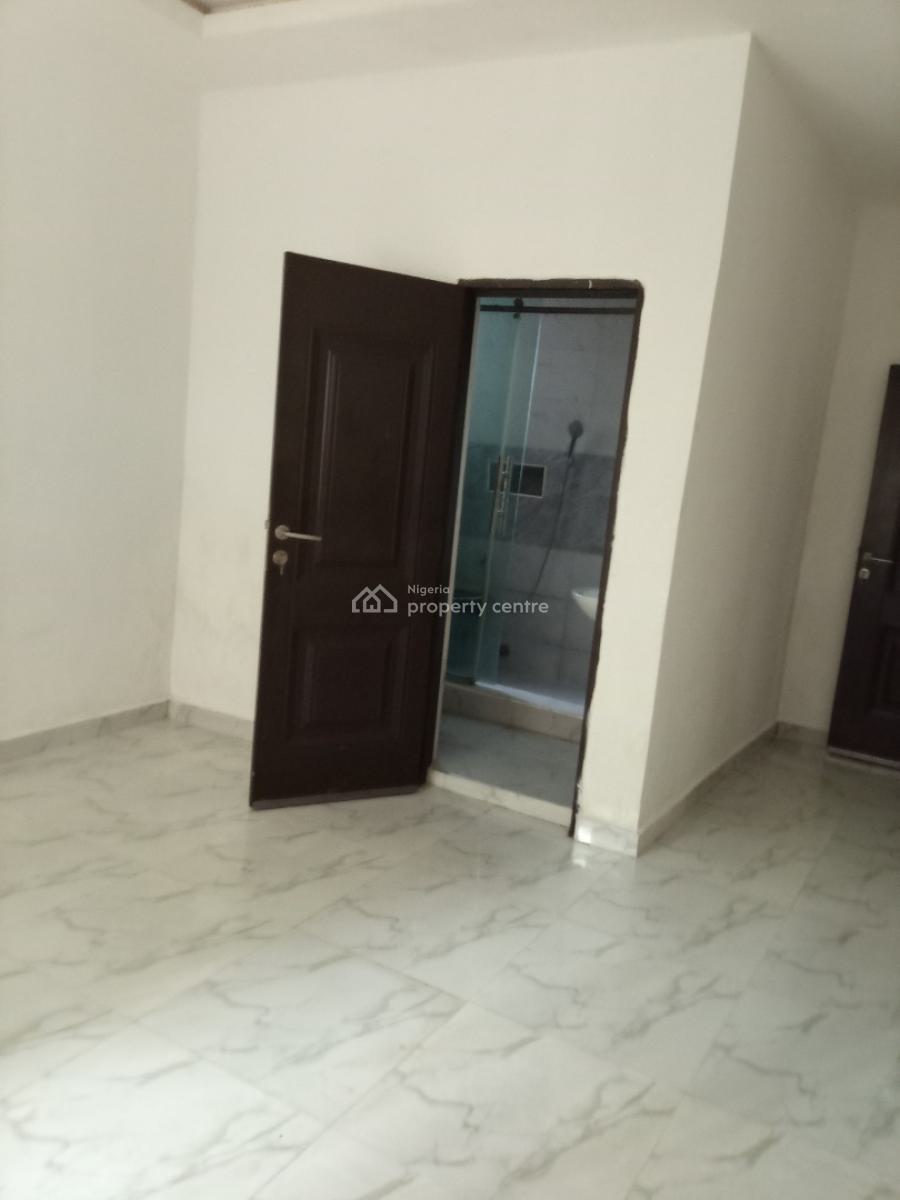 Spacious 2 Bedroom Apartment with a Room Bq, Eleganza Gardens Opposite Vgc, Lekki, Lagos, Flat / Apartment for Rent
