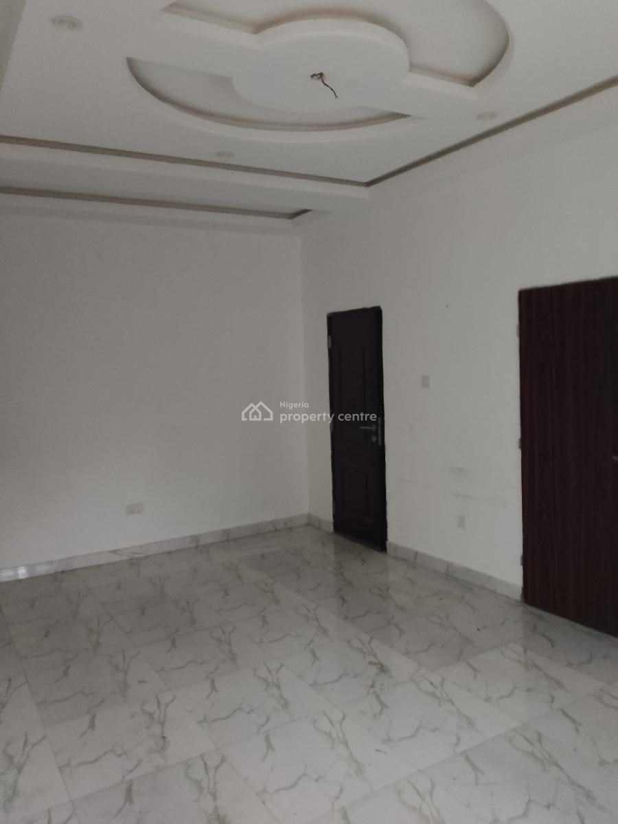 Spacious 2 Bedroom Apartment with a Room Bq, Eleganza Gardens Opposite Vgc, Lekki, Lagos, Flat / Apartment for Rent