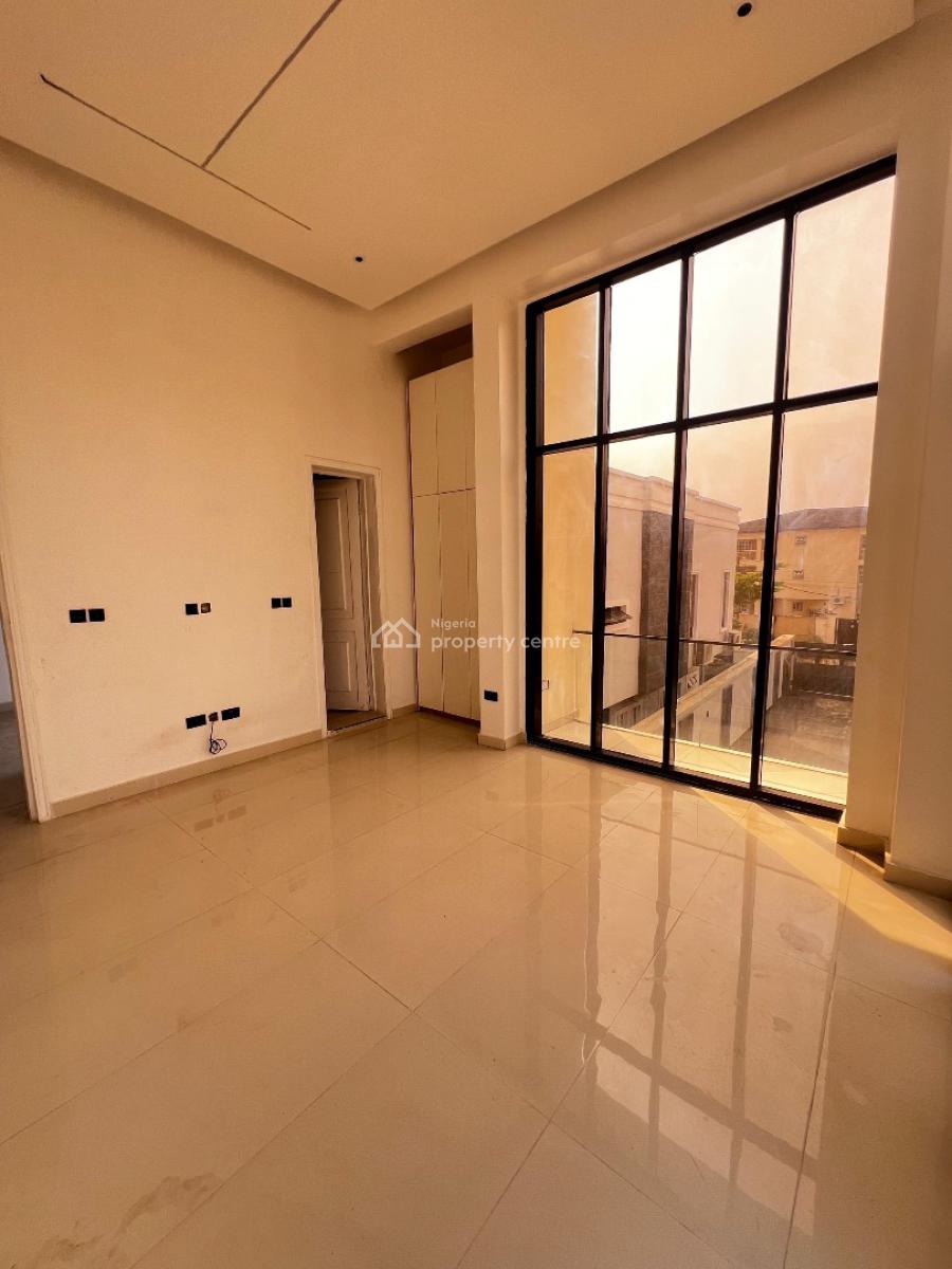 Luxury 3-bedroom Serviced Apartment with Pool, Gym & Elevator, Lekki Phase 1, Lekki, Lagos, Flat / Apartment for Sale
