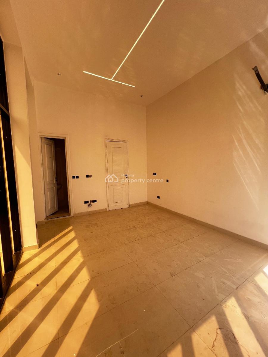 Luxury 3-bedroom Serviced Apartment with Pool, Gym & Elevator, Lekki Phase 1, Lekki, Lagos, Flat / Apartment for Sale