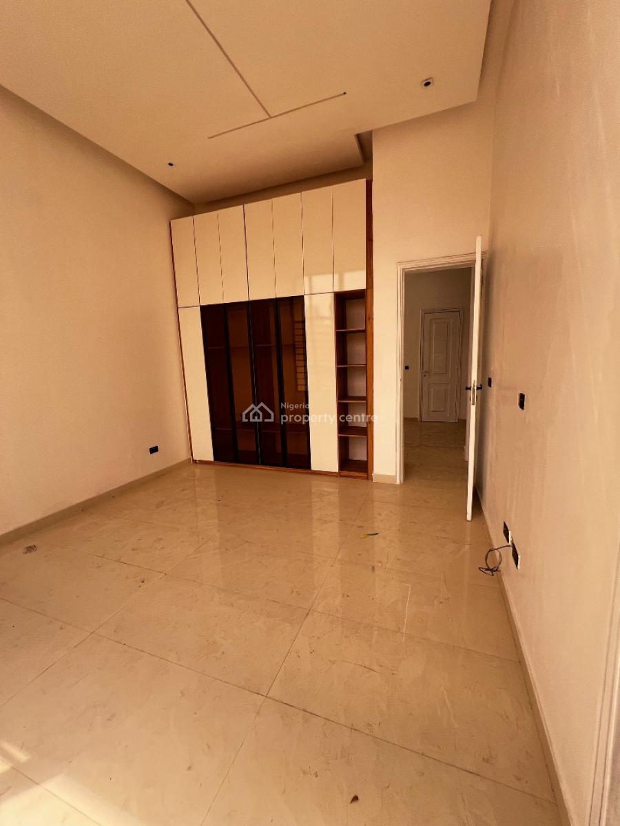 Luxury 3-bedroom Serviced Apartment with Pool, Gym & Elevator, Lekki Phase 1, Lekki, Lagos, Flat / Apartment for Sale