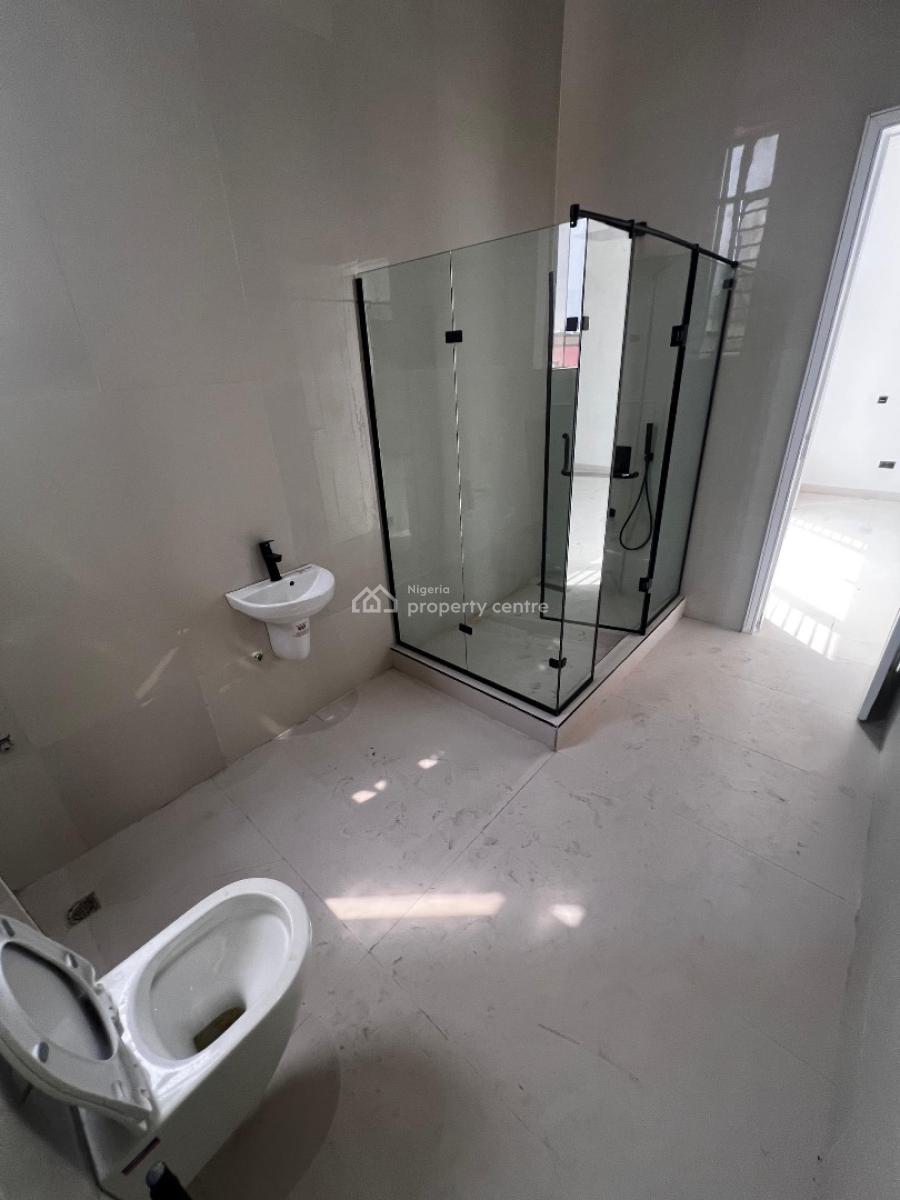 Luxury 3-bedroom Serviced Apartment with Pool, Gym & Elevator, Lekki Phase 1, Lekki, Lagos, Flat / Apartment for Sale