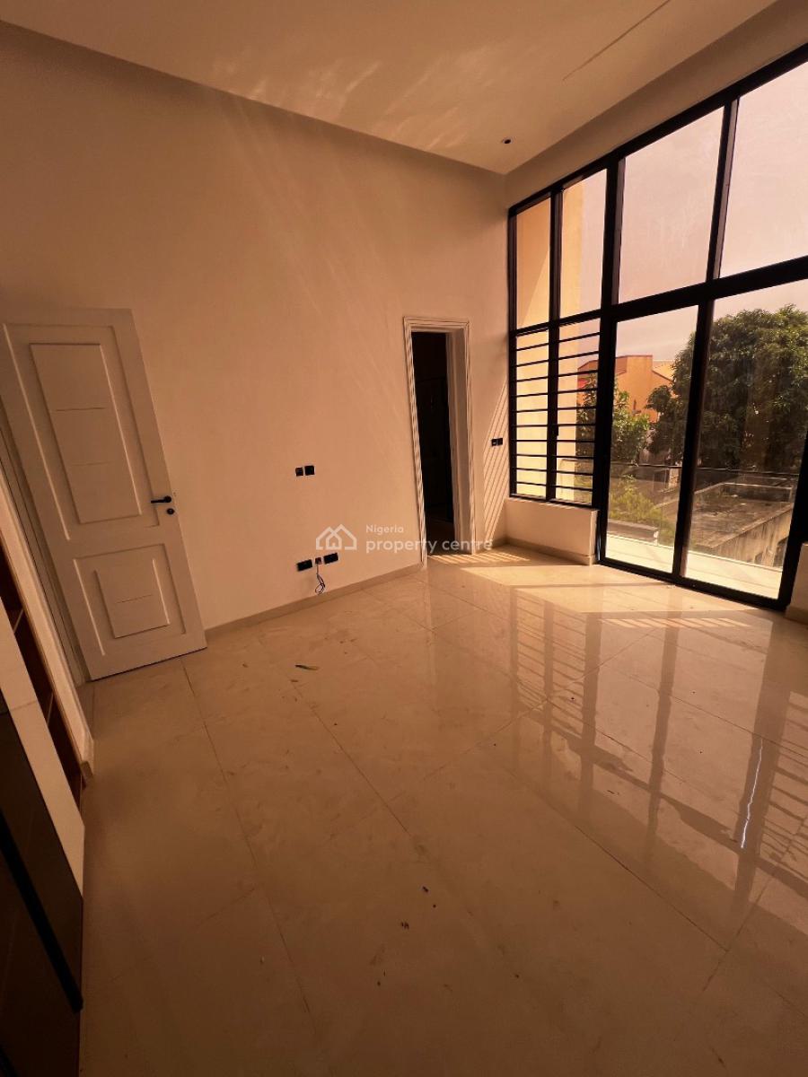 Luxury 3-bedroom Serviced Apartment with Pool, Gym & Elevator, Lekki Phase 1, Lekki, Lagos, Flat / Apartment for Sale