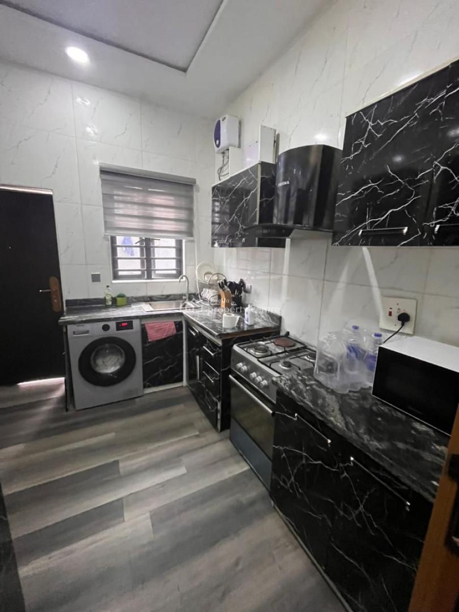 2 Bedroom on Ground Floor Fully Serviced, Chisco, Ikate Elegushi, Lekki, Lagos, Flat / Apartment for Rent
