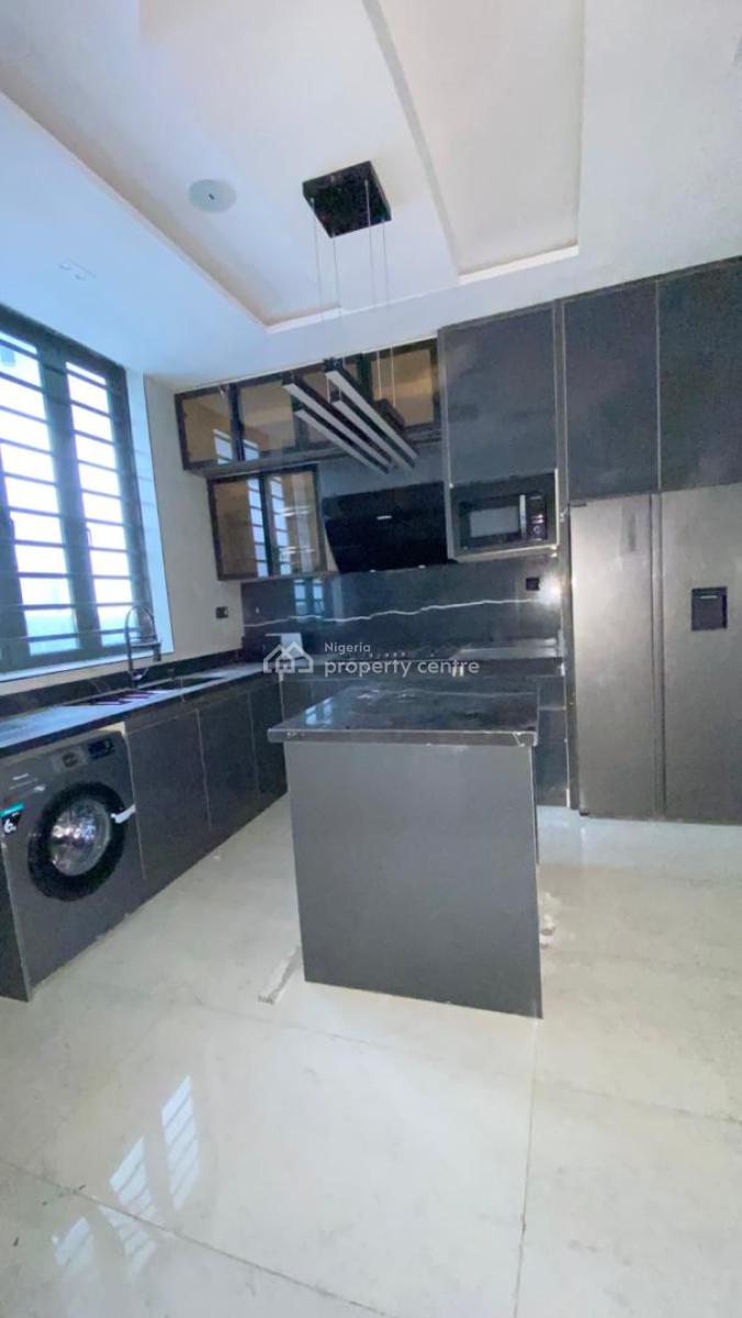 Neatly Built 5bedrooms Detached Duplex, Lekki Phase 1, Lekki, Lagos, Detached Duplex for Rent