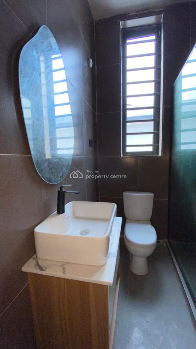 Neatly Built 5bedrooms Detached Duplex, Lekki Phase 1, Lekki, Lagos, Detached Duplex for Rent