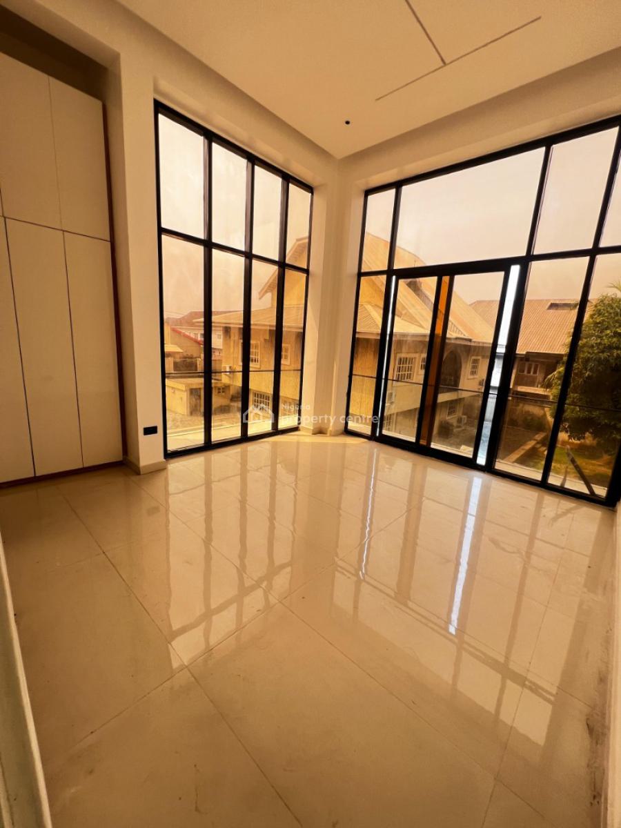 Luxury Spacious 3bedroom Serviced Apartment with Pool, Elevator & Gym, Lekki Phase 1, Lekki, Lagos, Flat / Apartment for Sale