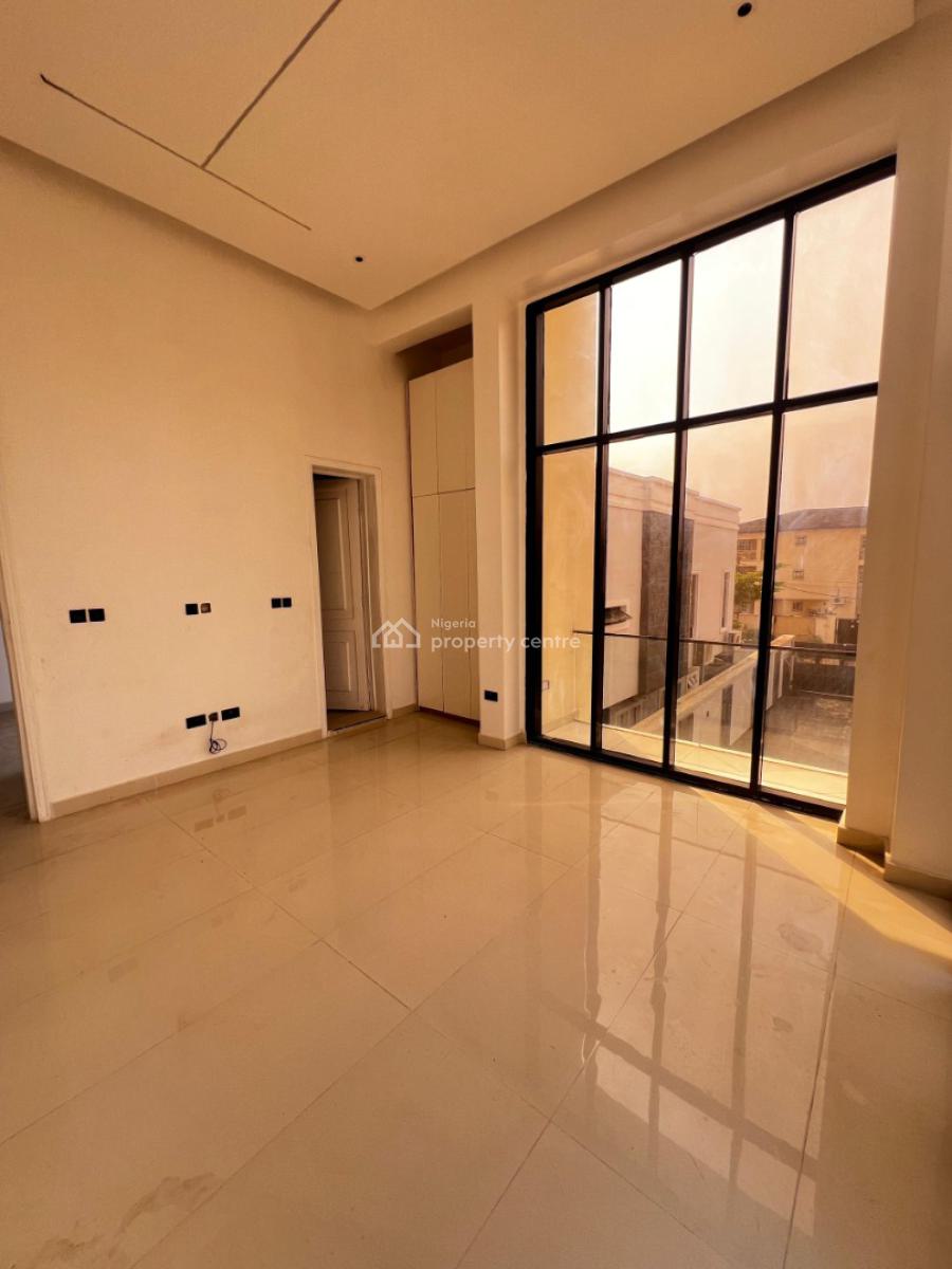 Luxury Spacious 3bedroom Serviced Apartment with Pool, Elevator & Gym, Lekki Phase 1, Lekki, Lagos, Flat / Apartment for Sale