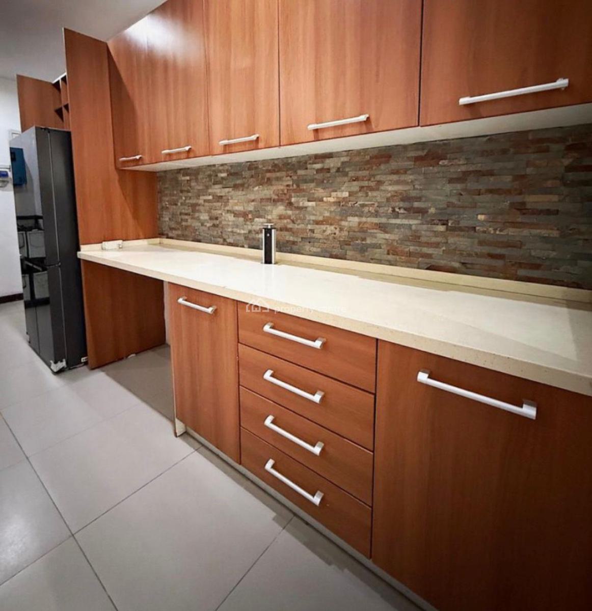 Fully Serviced 3-bedroom Apartment, Old Ikoyi, Ikoyi, Lagos, Flat / Apartment for Rent