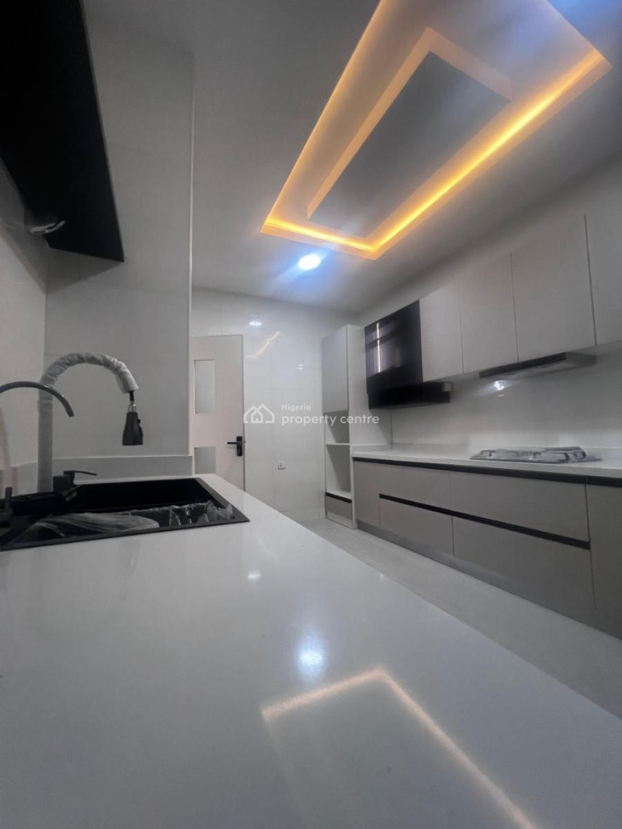 Newly Built Serviced 2 Bedroom Apartment with Pool, Central Gas, Bq & Gym, Lekki Phase 1, Lekki, Lagos, Flat / Apartment for Sale