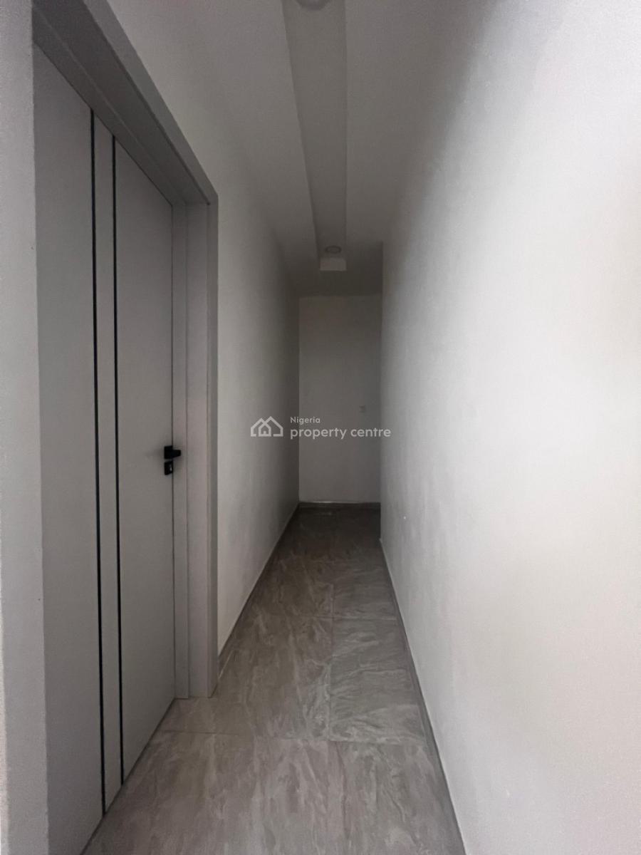 Newly Built Serviced 2 Bedroom Apartment with Pool, Central Gas, Bq & Gym, Lekki Phase 1, Lekki, Lagos, Flat / Apartment for Sale