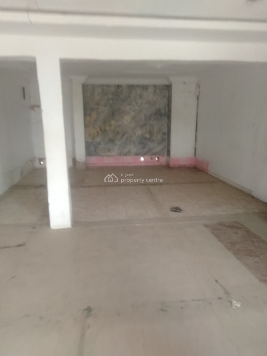 Massive Commercial Shop, 4th Avenue, Gwarinpa, Abuja, Shop for Rent