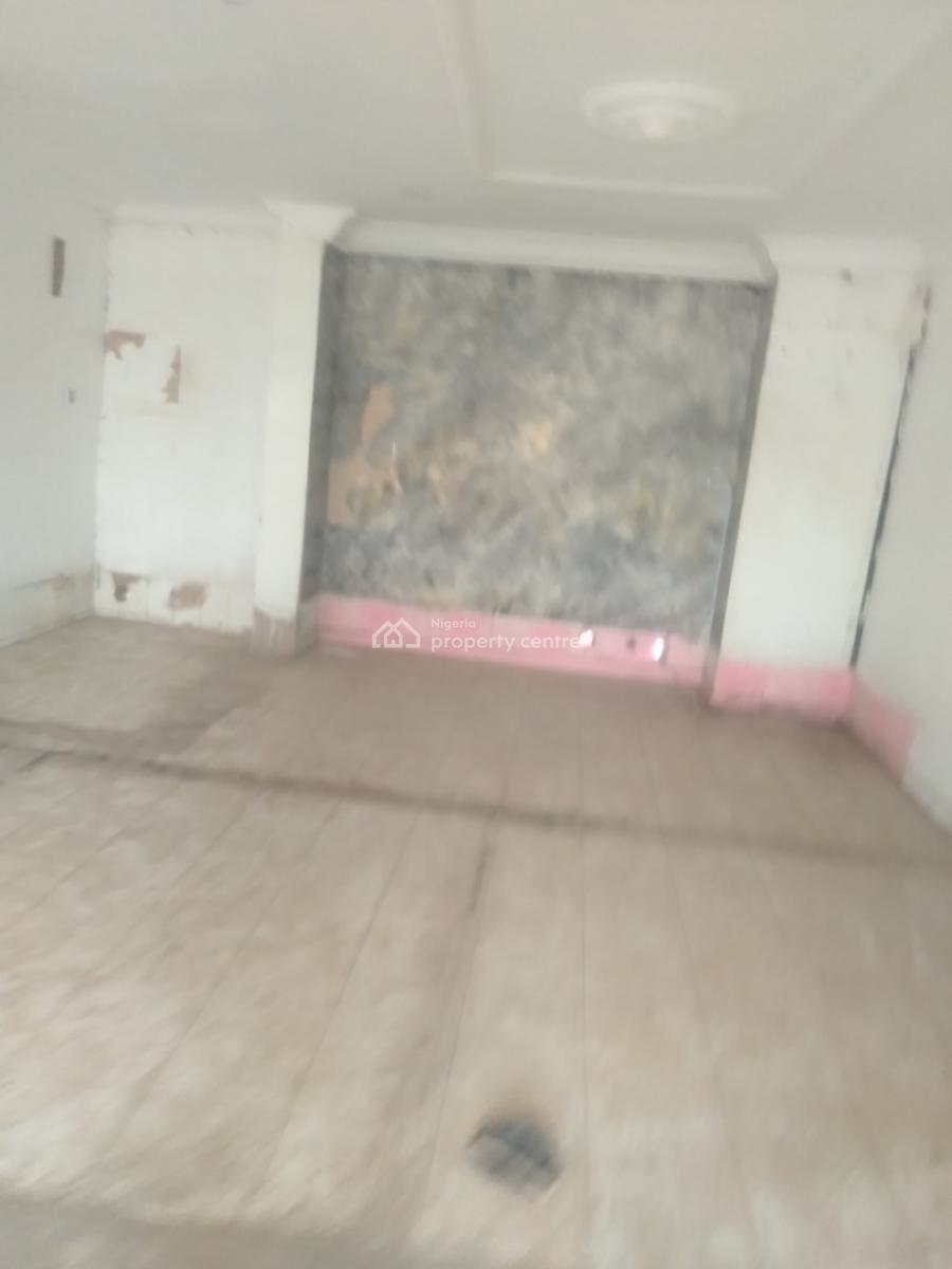 Massive Commercial Shop, 4th Avenue, Gwarinpa, Abuja, Shop for Rent