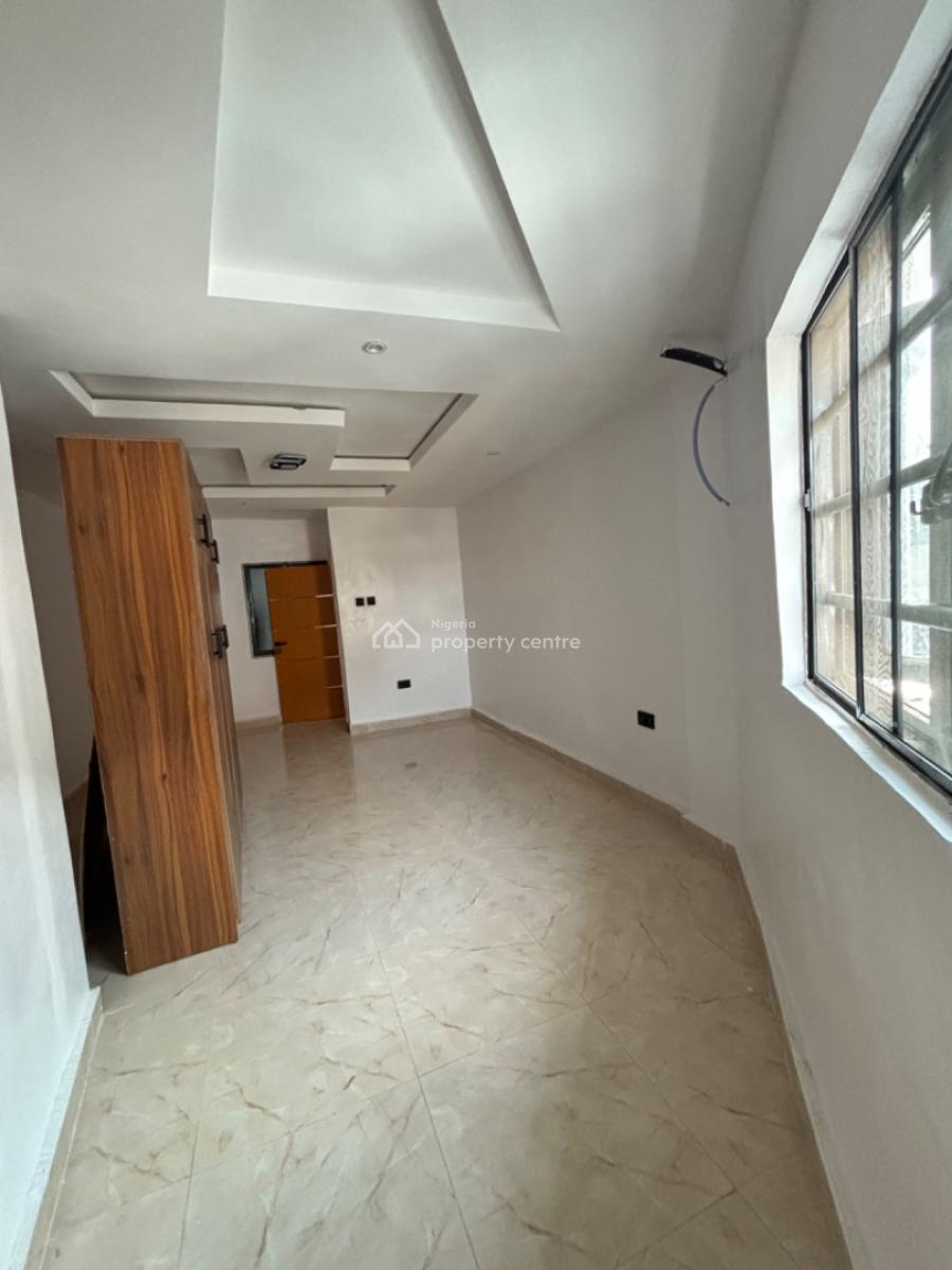 Refurbished 2 Bedrooms Duplex, Lekki Phase 1, Lekki, Lagos, House for Rent