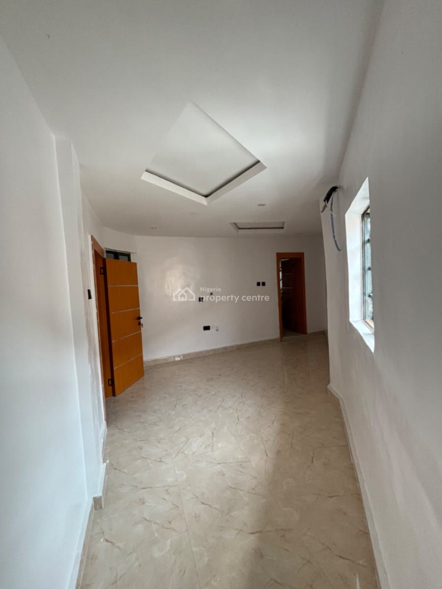 Refurbished 2 Bedrooms Duplex, Lekki Phase 1, Lekki, Lagos, House for Rent