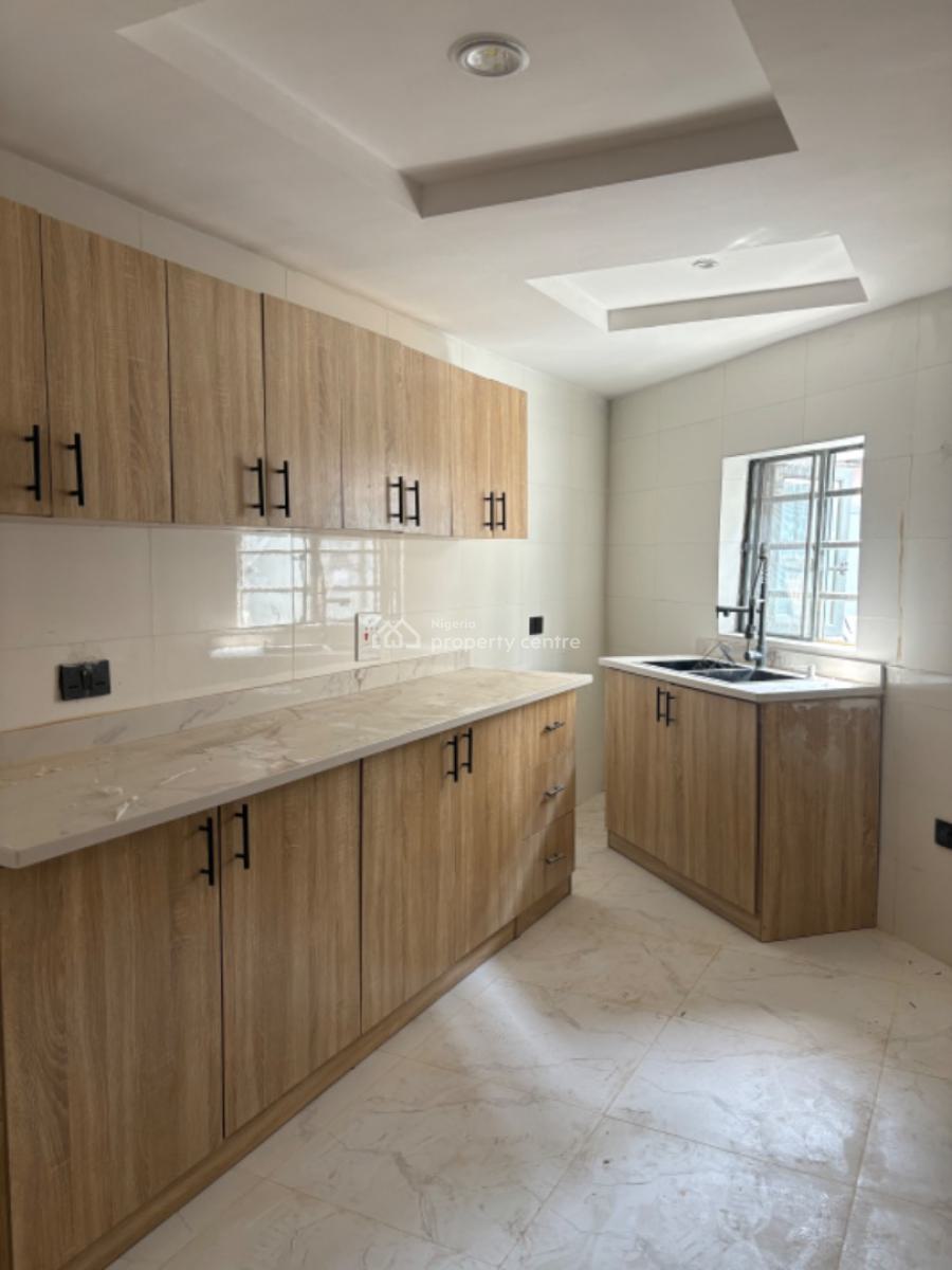 Refurbished 2 Bedrooms Duplex, Lekki Phase 1, Lekki, Lagos, House for Rent
