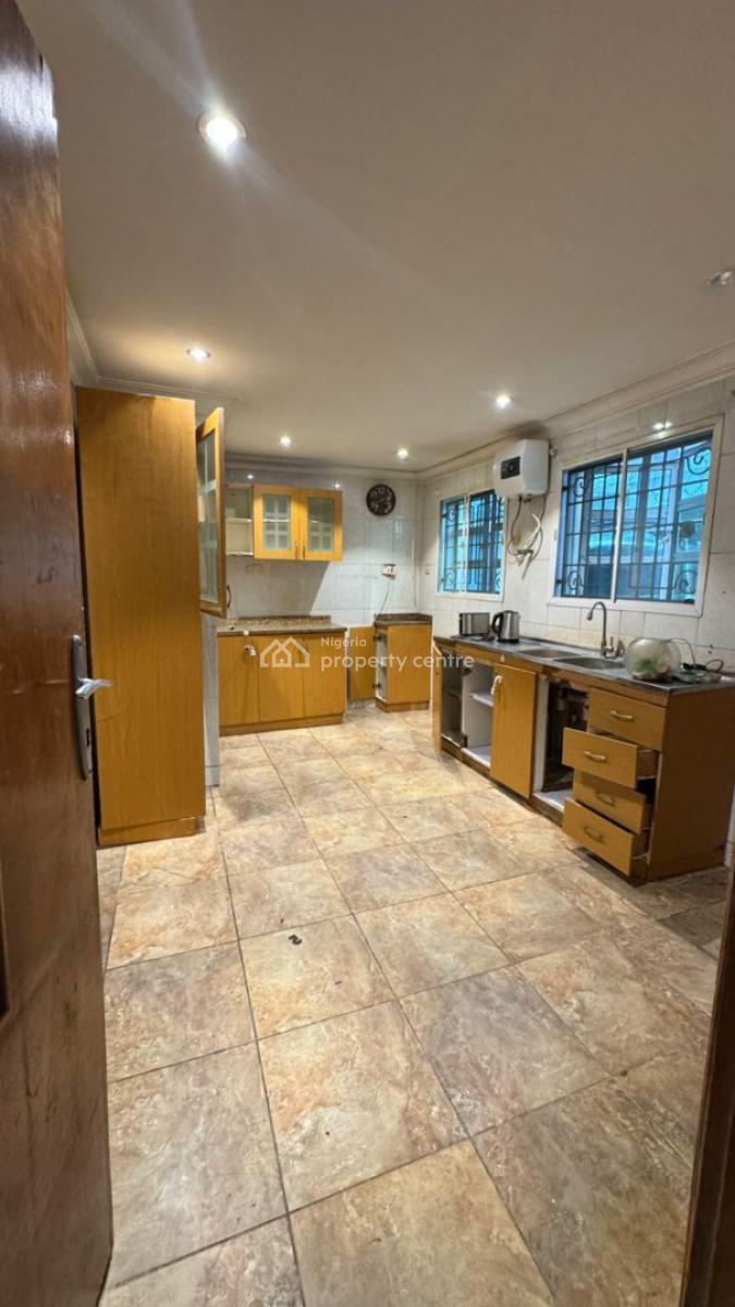 Commercial Property for Lease, Lekki Phase 1, Lekki, Lagos, Commercial Property for Rent