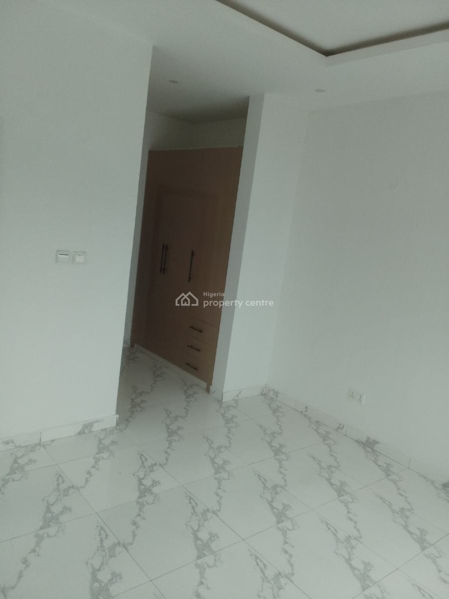 2 Bedroom Apartment, Off Awolowo Road, Ikoyi, Lagos, Flat / Apartment for Rent