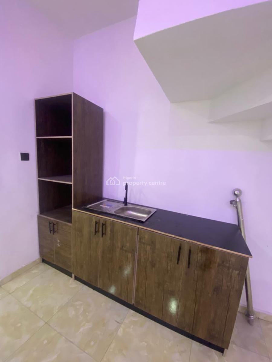 Exquisite Mini Flat / Apartment, Orchid, Lekki Phase 2, Lekki, Lagos, Mini Flat (room and Parlour) for Rent