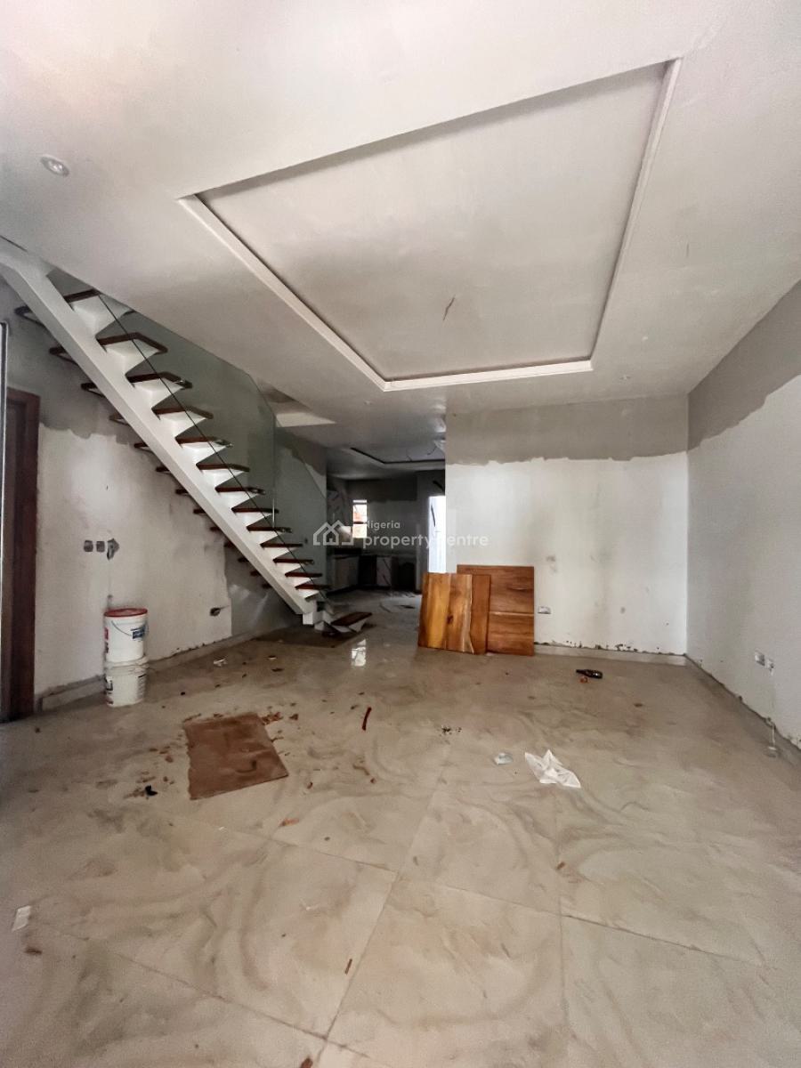 Luxury 2 Bedrooms Serviced Maisonette with Pool, Gym & Elevator, Lekki Phase 1, Lekki, Lagos, Flat / Apartment for Sale