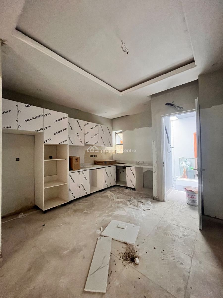 Luxury 2 Bedrooms Serviced Maisonette with Pool, Gym & Elevator, Lekki Phase 1, Lekki, Lagos, Flat / Apartment for Sale