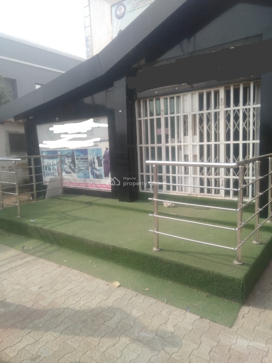 Massive Commercial on Ground Floor, 4th Avenue, Gwarinpa, Abuja, School for Rent