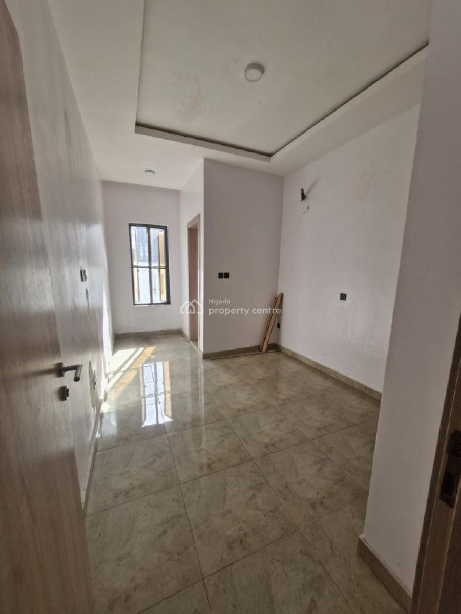4 Bedroom Terrace Duplex with Bq in a Mini Estate, Lekki, Lagos, Terraced Duplex for Sale