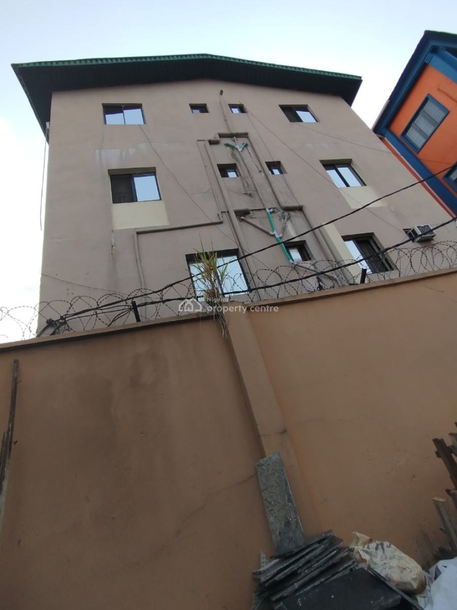 Valuable Hotel on 600sqm 24 Rooms, Ogudu, Lagos, Hotel / Guest House for Sale