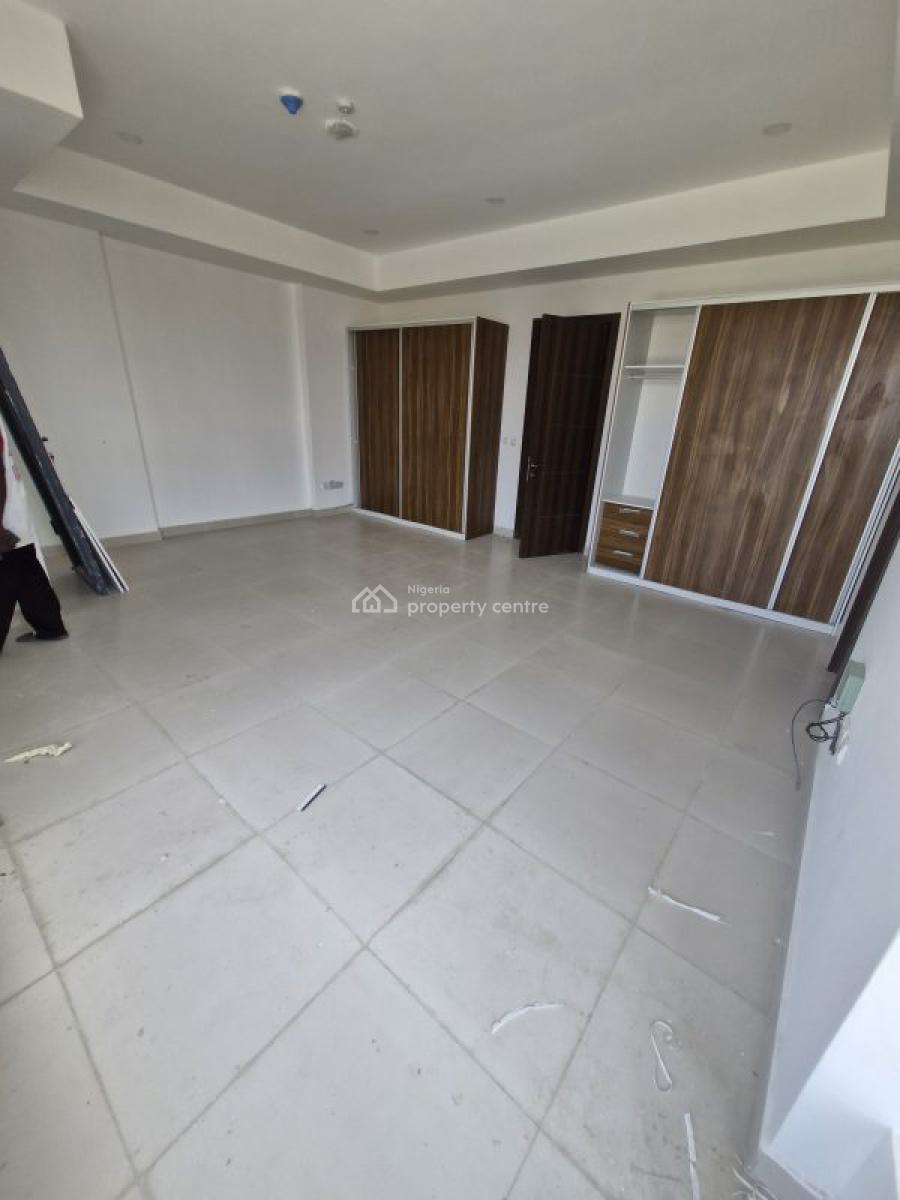 Super Luxury 3 Bedroom with Bq, Elevator, Infinity Pool, Gym, Lekki Phase 1, Lekki, Lagos, Terraced Duplex for Sale