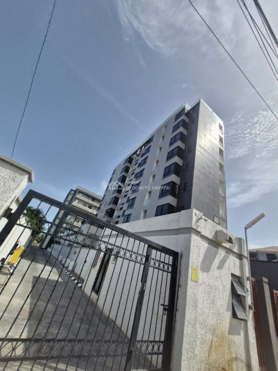 Super Luxury 3 Bedroom with Bq, Elevator, Infinity Pool, Gym, Lekki Phase 1, Lekki, Lagos, Terraced Duplex for Sale