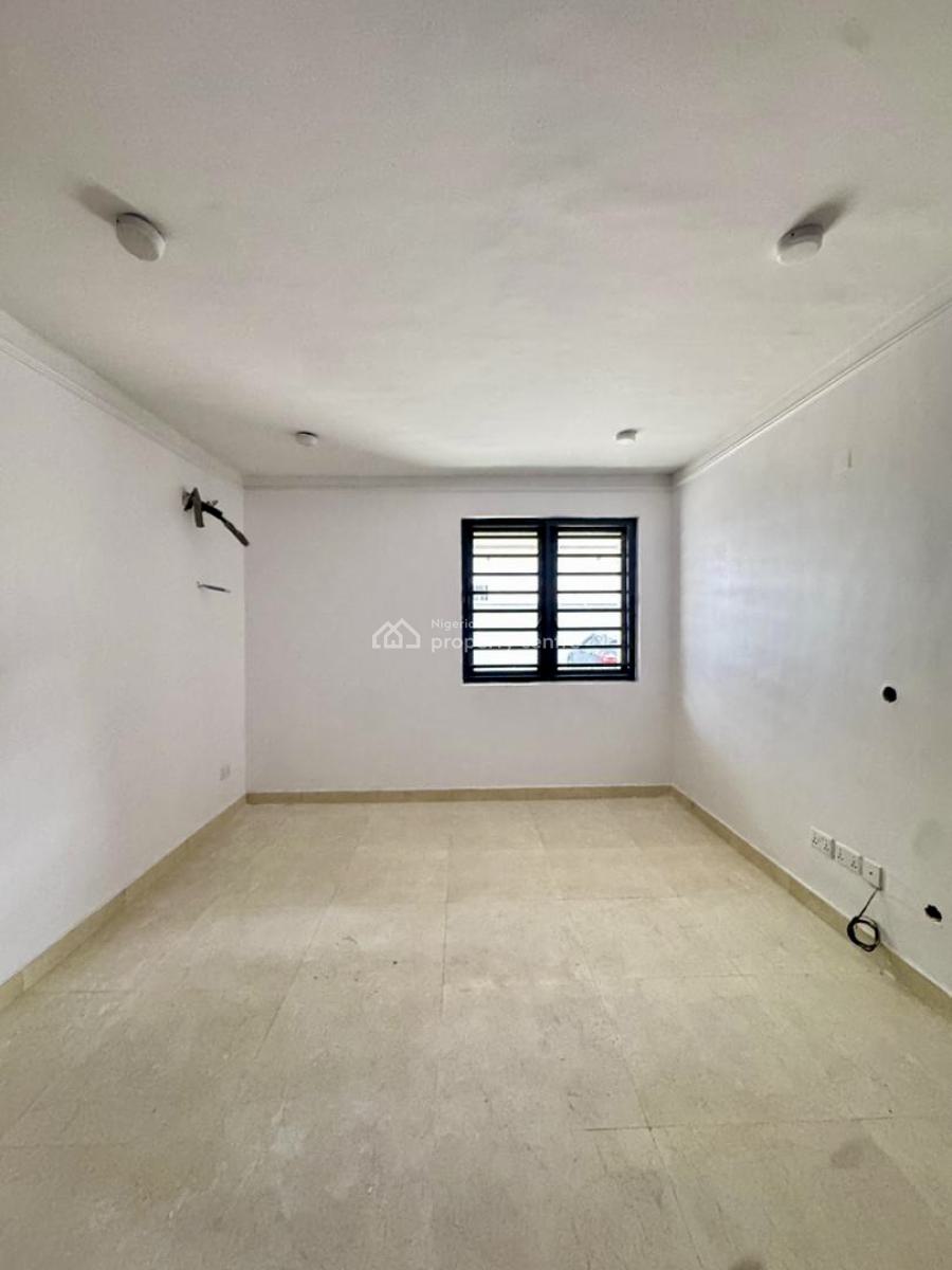 Modern 2-bedroom Serviced Apartment with Dedicated Parking, Osapa, Lekki, Lagos, Flat / Apartment for Sale