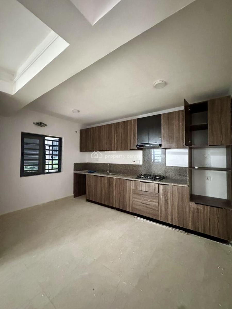 Modern 2-bedroom Serviced Apartment with Dedicated Parking, Osapa, Lekki, Lagos, Flat / Apartment for Sale