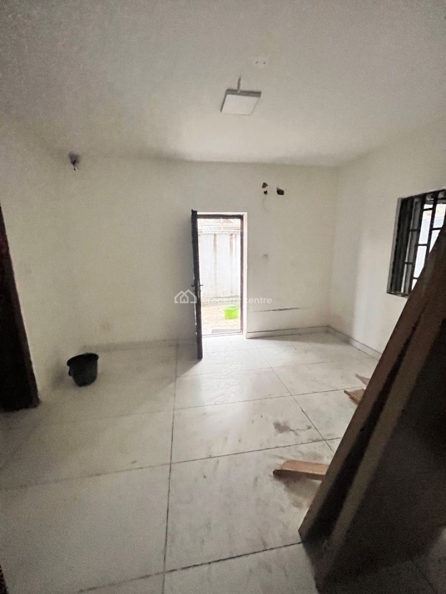 5-bedroom Detached Property with 2 Bq for Commercial Use, Lekki Phase 1, Lekki, Lagos, Detached Duplex for Rent