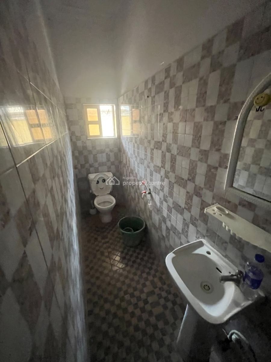 Mini Flat, Off Duro Simi Etti Drive, Lekki Phase 1, Lekki, Lagos, Mini Flat (room and Parlour) for Rent