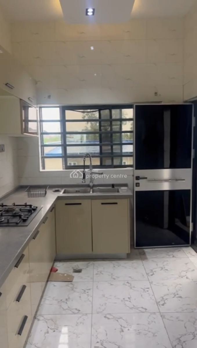 Executive Brand New 2 Bedroom Flat, Oribanwa, Phase 2, Awoyaya, Ibeju Lekki, Lagos, Flat / Apartment for Rent
