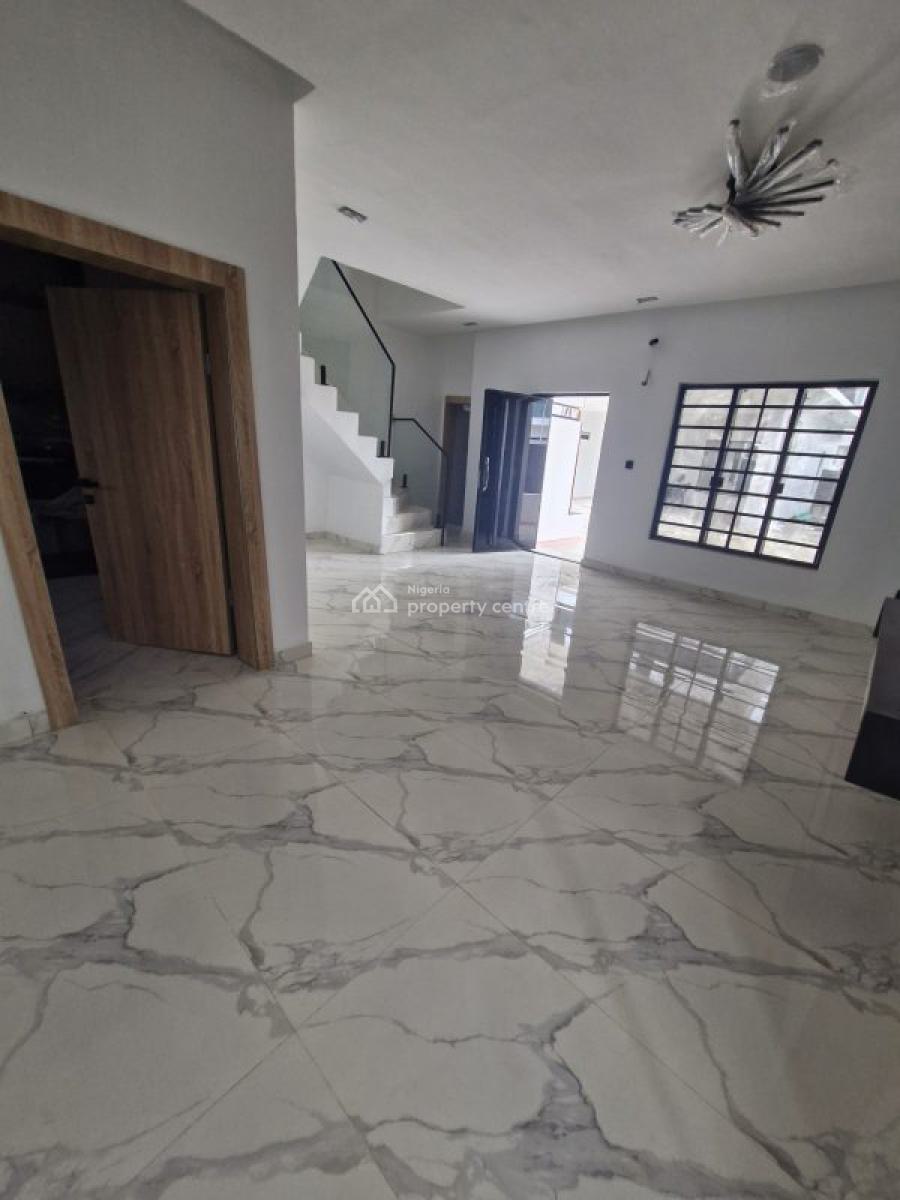 Spacious 3 Bedroom Terrace with Bq, Lekki, Lagos, Terraced Duplex for Sale