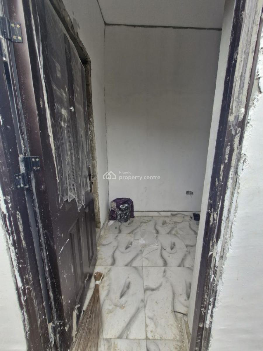 Spacious 3 Bedroom Terrace with Bq, Lekki, Lagos, Terraced Duplex for Sale