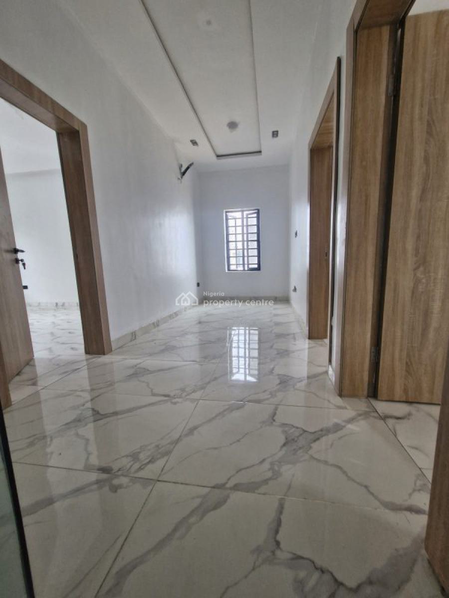 Spacious 3 Bedroom Terrace with Bq, Lekki, Lagos, Terraced Duplex for Sale