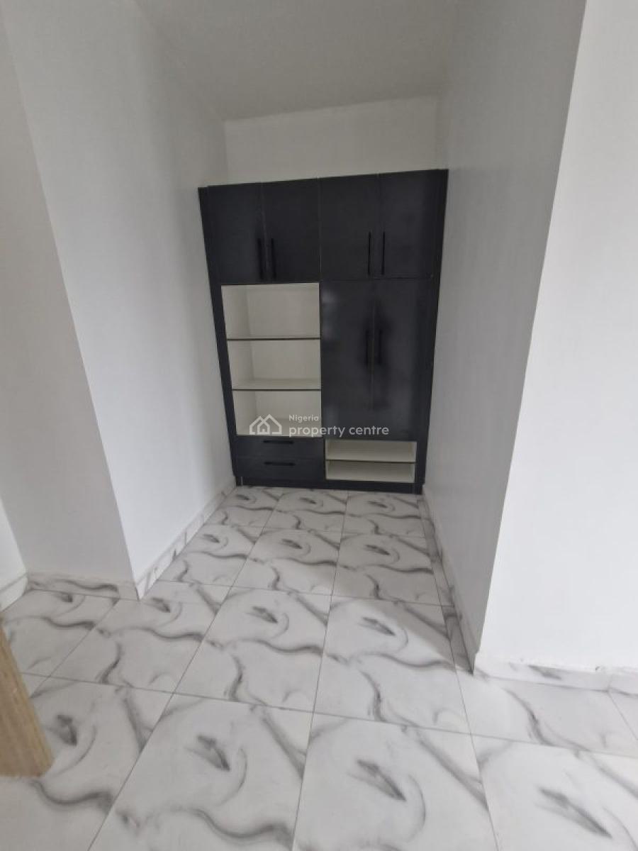 Spacious 3 Bedroom Terrace with Bq, Lekki, Lagos, Terraced Duplex for Sale