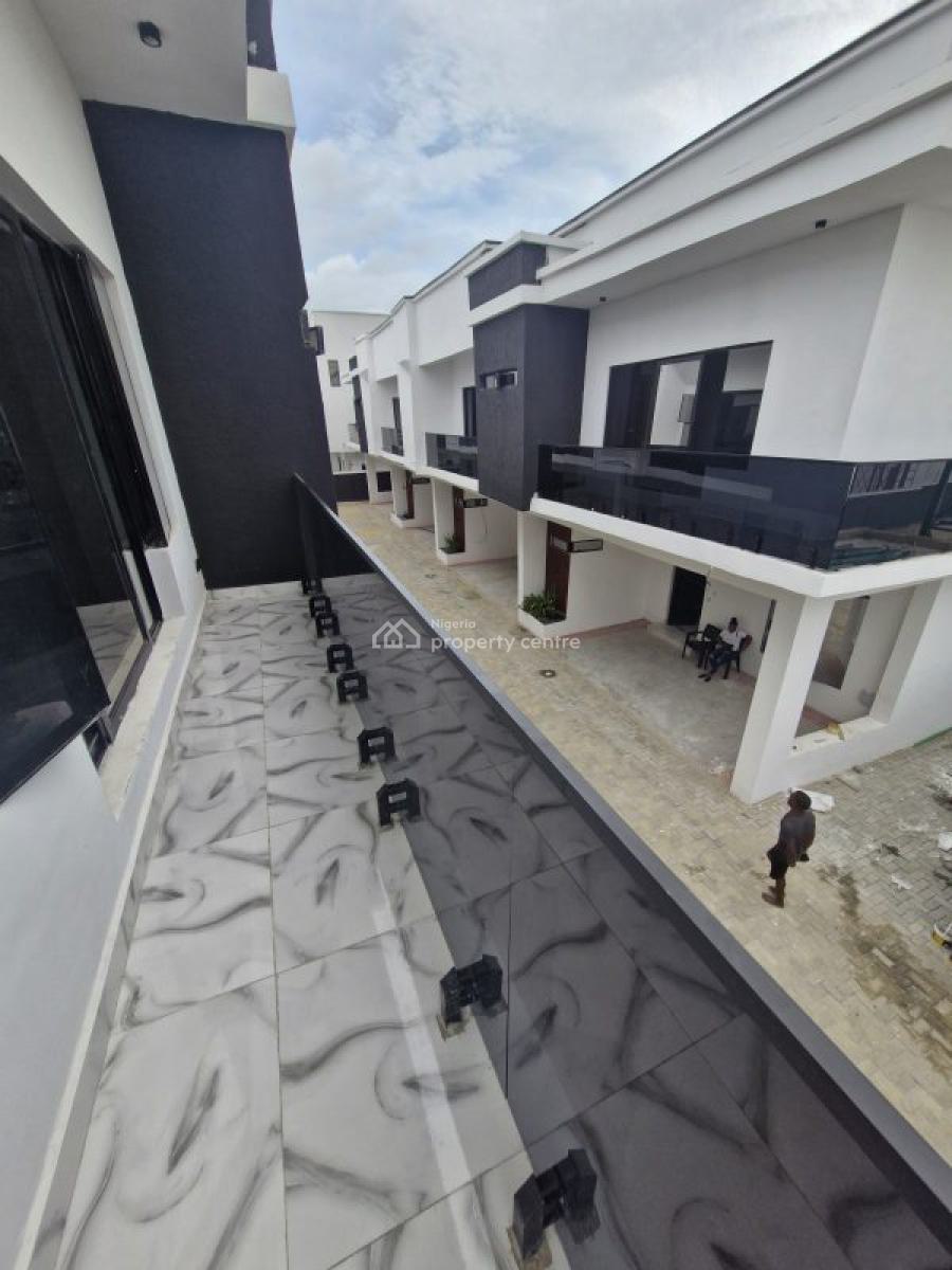 Spacious 3 Bedroom Terrace with Bq, Lekki, Lagos, Terraced Duplex for Sale